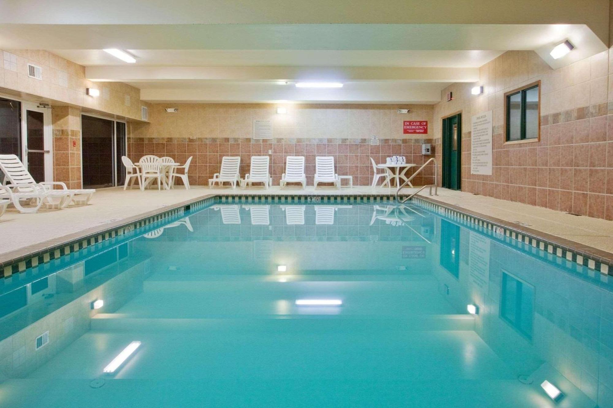 Country Inn & Suites By Radisson, Newnan, Ga Eksteriør billede